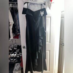 *NEW Black Formal Dress